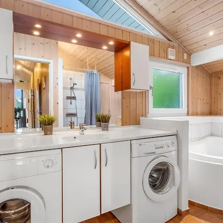 Sulho - 800m From The Sea By Interhome